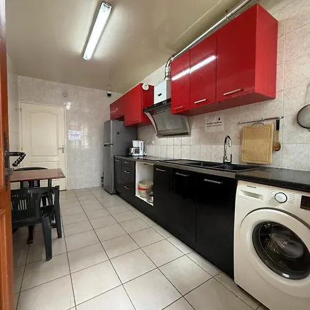 Face A La Gare - 2 *