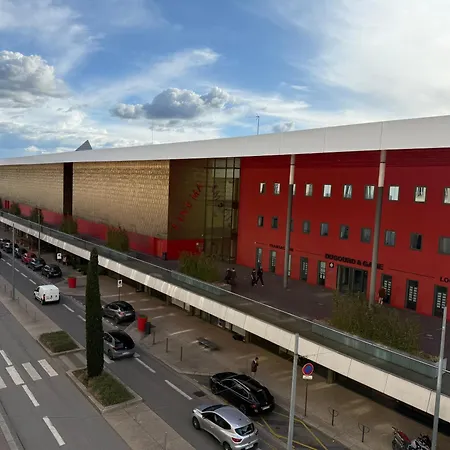 Face A La Gare - 2 Penzion *